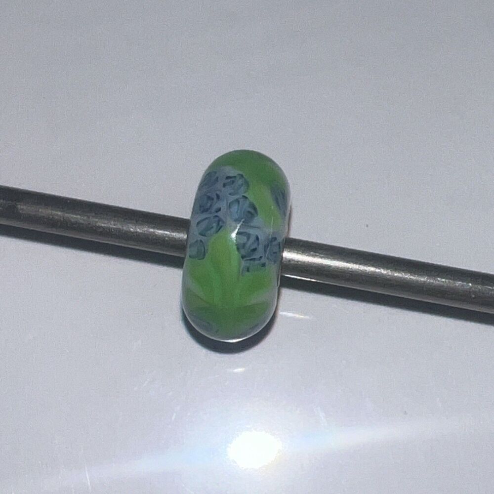 Authentic Trollbeads Glass 61376 Blue Flax :1 RETIRED - Picture 3 of 3